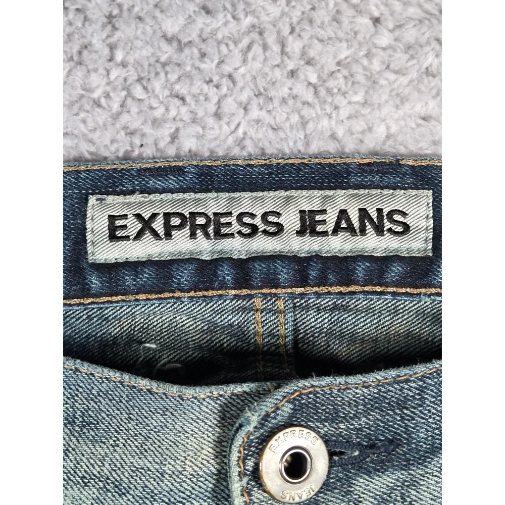 Express Jeans Kingston Tapered Leg 32x30 Blue‎ Mens Classic Fit Distressed Denim